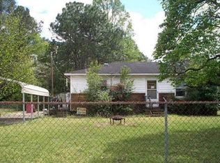 6157 Camden Rd, Hope Mills, NC 28348
