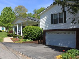 30 Fair Hill Dr, Cowen, WV 26206