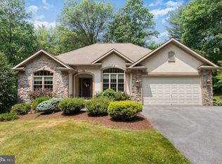 7136 Union Deposit Rd, Hummelstown, PA 17036