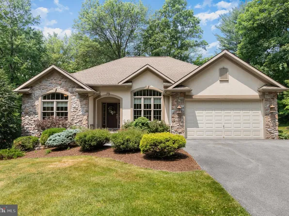 7136 Union Deposit Rd, Hummelstown, PA 17036