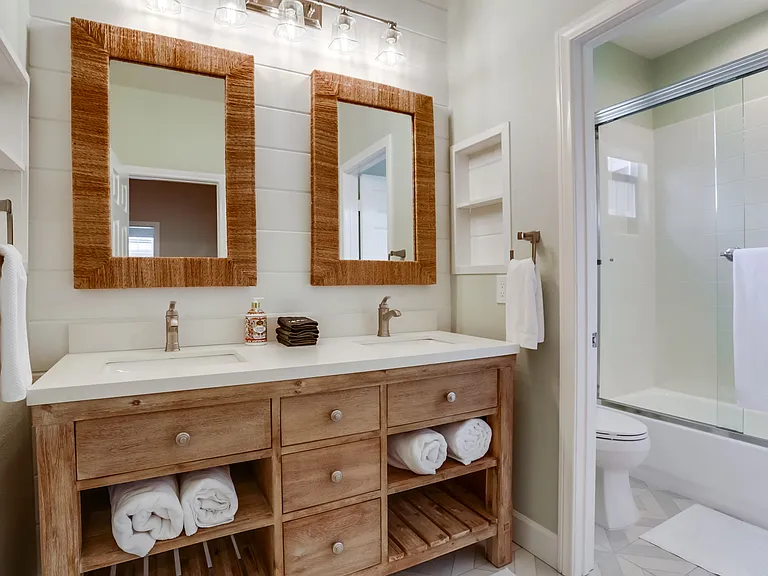 2nd full bathroom upstairs