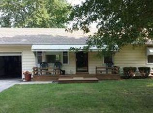 1275 N Broadway St, Independence, MO 64050
