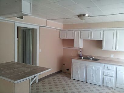 5th image of 32408 Lapeer Dr