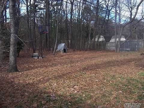 1st image of 30 Scotchpine Dr