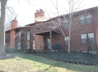 1968 Meadowtree Ln APT 8, Saint Louis, MO 63122