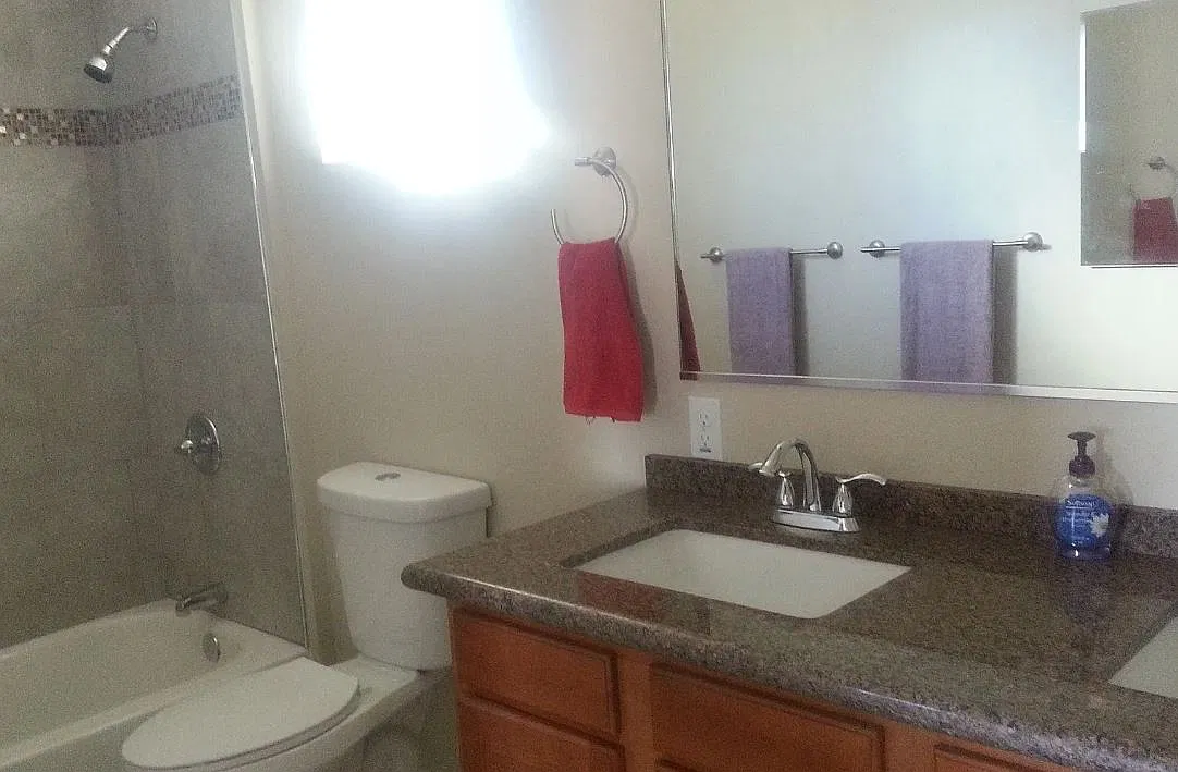 2015 E 10th Street - 1 — Photo 3
