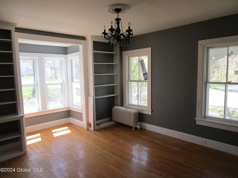 3rd image of 111 Lark Street