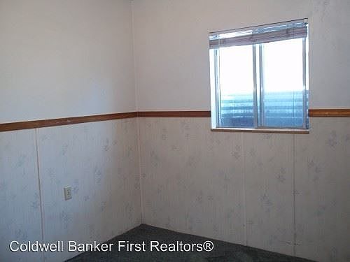 2nd image of 1800 Evergreen St APT 12