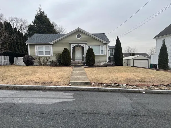 57 Beacon St, Lowell, MA 01850