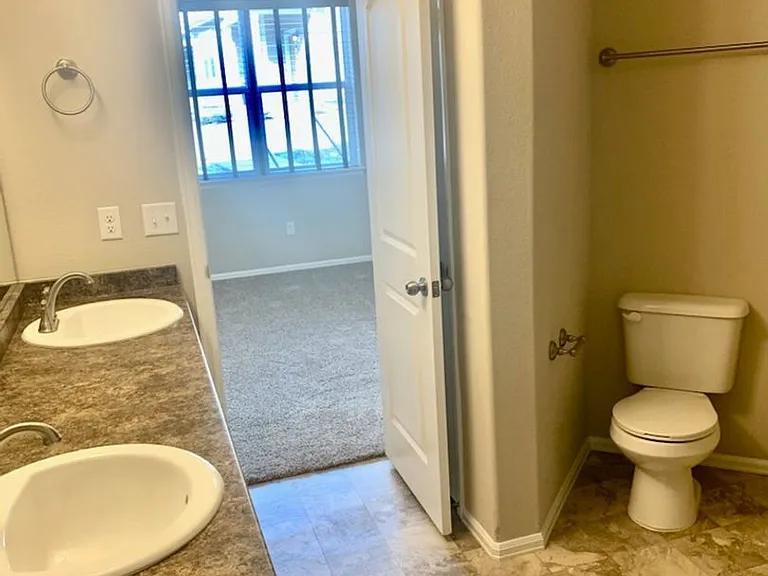 5551 W 29th St #2314 — Photo 11