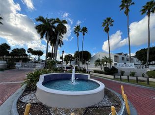 17565 NW 67th Pl #M-8, Hialeah, FL 33015