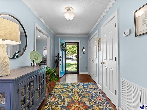 5th image of 414 Chatham Pl