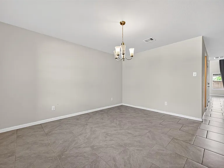 18419 Morningside Downs Way — Photo 6
