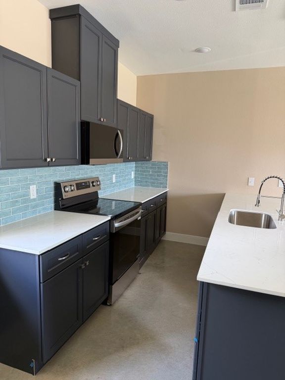 806 N Parker Ave N, Bryan, TX - View 5