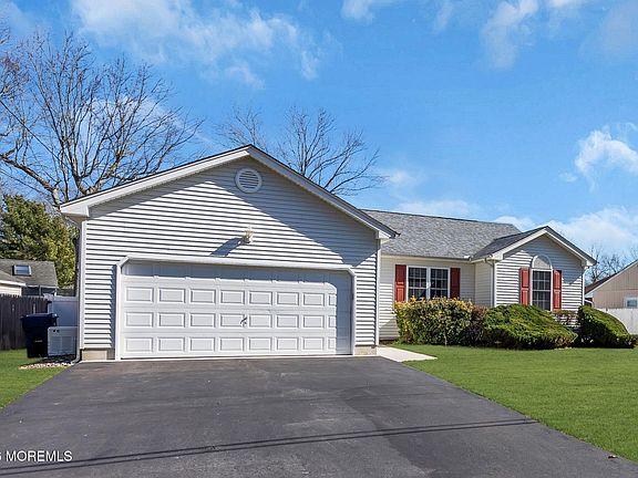 2nd image of 79 Saint Andrews Drive