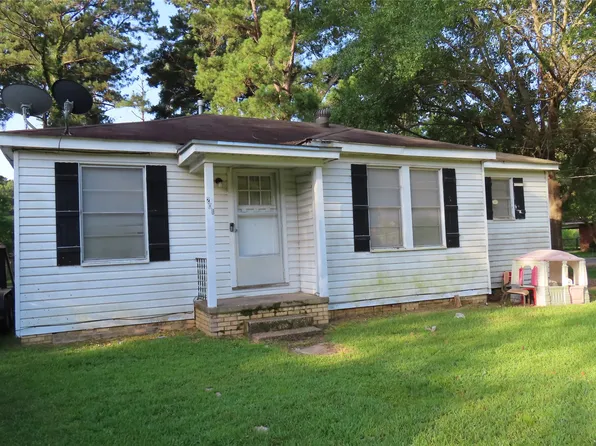 201 North St, Springhill, LA 71075