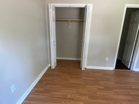 4th image of 8233 Baudoin Rd #A