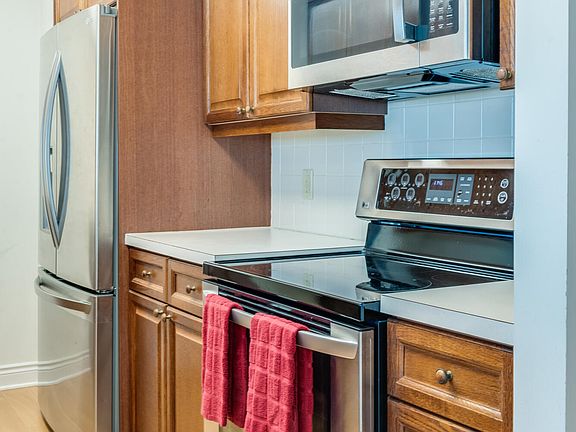 5th image of 99 Campau Cir NW #1907