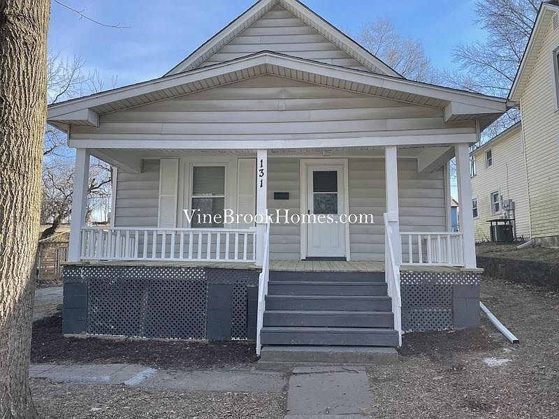 1st image of 131 S Willis Ave