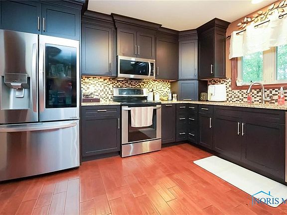 5th image of 3845 Forest Trail Dr