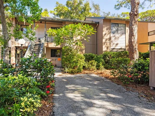 1708 Glenhouse Dr #414, Sarasota, FL 34231