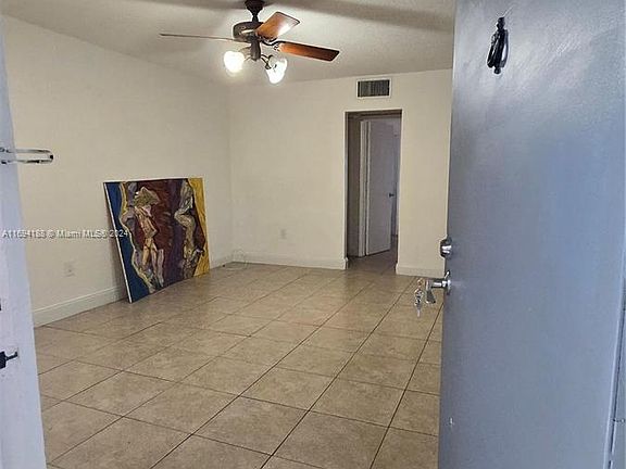4th image of 13500 NE 3rd Ct APT 122