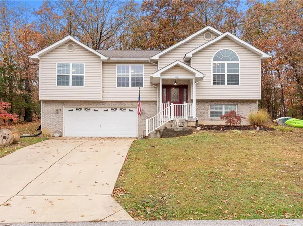 9733 Lee Dr, Hillsboro, MO 63050