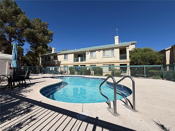 5th image of 5155 W Tropicana Ave Unit 1128