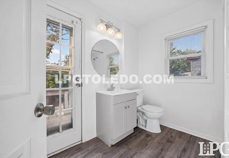 414 Bender Dr — Photo 16