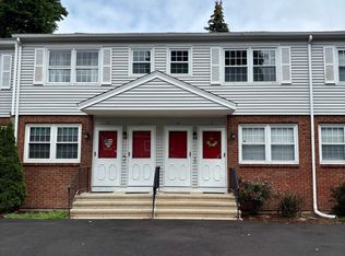 310 Booth St APT S, Stratford, CT 06614
