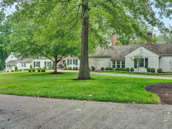1542 Electric Rd SW, Roanoke, VA 24018