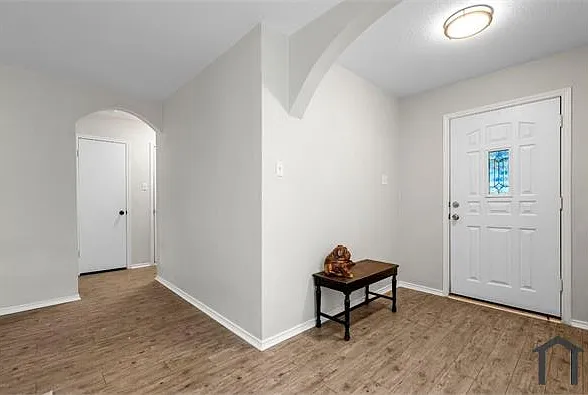 3103 Crownover St — Photo 5