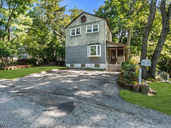 3rd image of 103 Vermont Trl