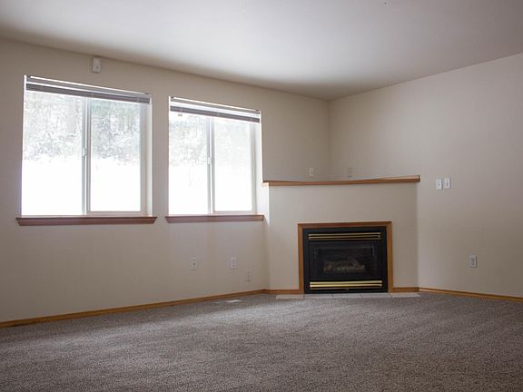 4th image of 7322 163rd St E