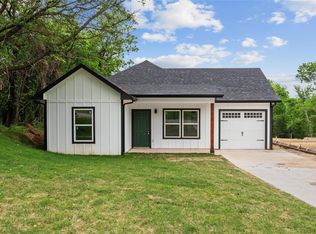 727 W Parnell St, Denison, TX 75020