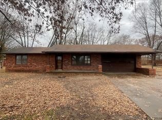 12102 S Maple Ave, Claremore, OK 74017