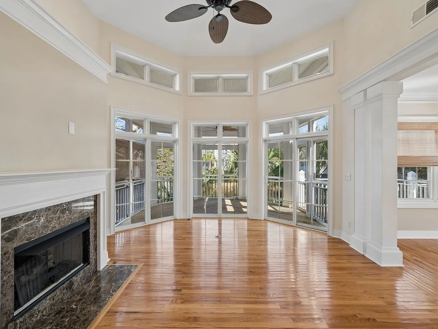 1513 Sea Palms Crescent — Photo 3