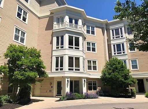 2nd image of 214 Saint Paul St #104