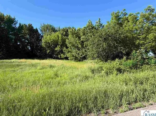 Highland Dr, Waseca, MN 56093