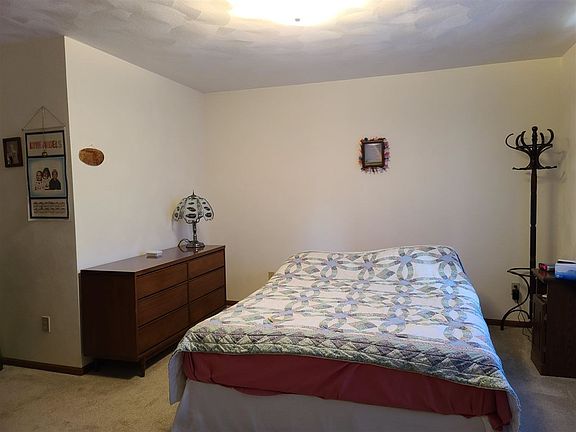 2nd image of 2323 2nd St