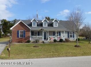 840 New Village Dr NW, Christiansburg, VA 24073