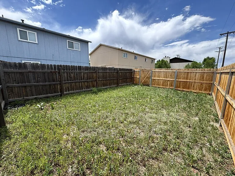 6676 Provincial Dr — Photo 15