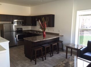 305JOH, Champaign, IL 61820