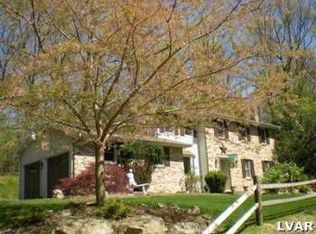 2261 Weyhill Dr, Center Valley, PA 18034