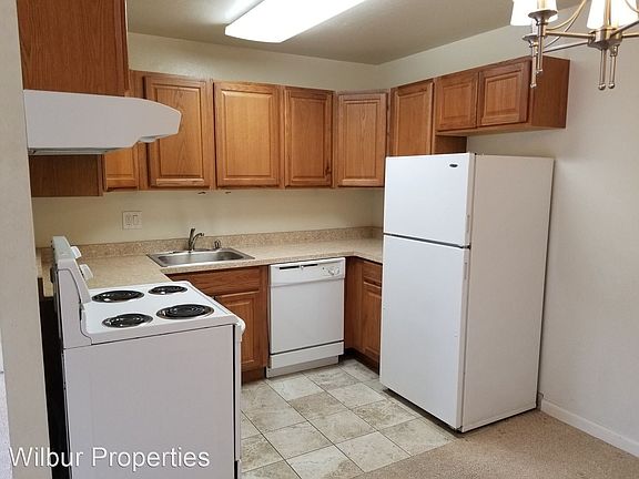 2nd image of 1325 Mills St #4