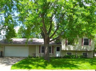 1836 Bayview Dr, Albert Lea, MN 56007