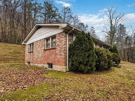 5th image of 68 Star Gap Rd