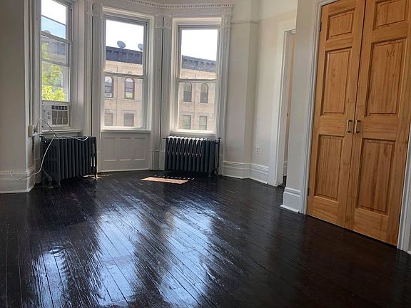 2nd image of 709 Mac Donough St #2F