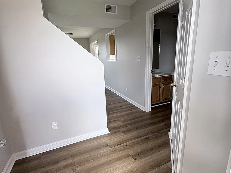 1010 Stonecrest Ct #A — Photo 2