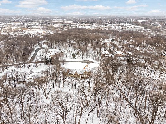 2nd image of 2031 Timberwood Dr
